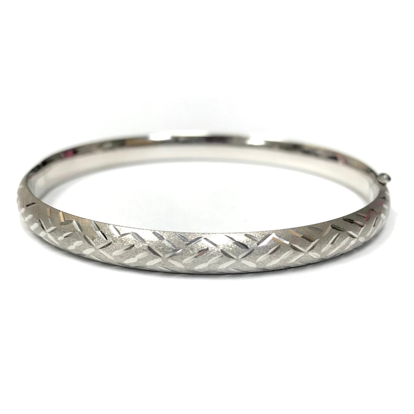 14k white gold hinged bangle featuring a textured brushed crosshatch finish, 6.35mm wide.