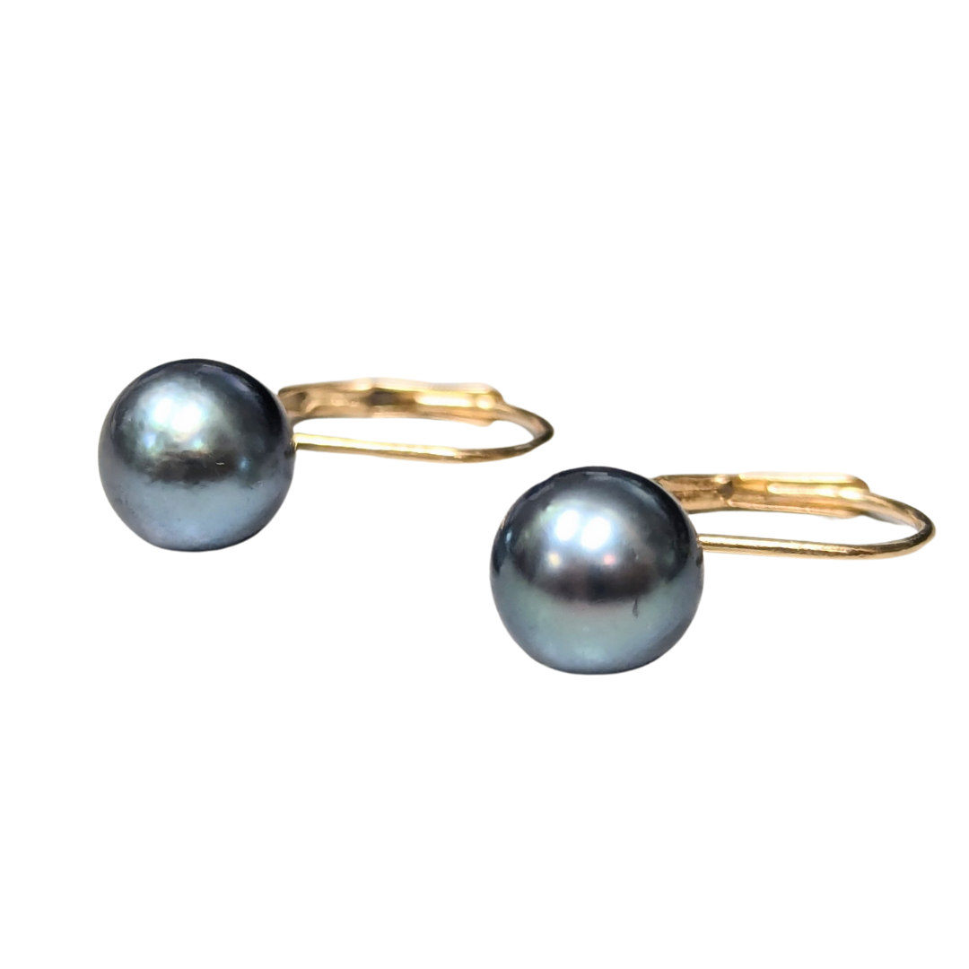14k yellow gold drop earrings featuring 7mm round dyed black cultured pearls on leverback closures.
