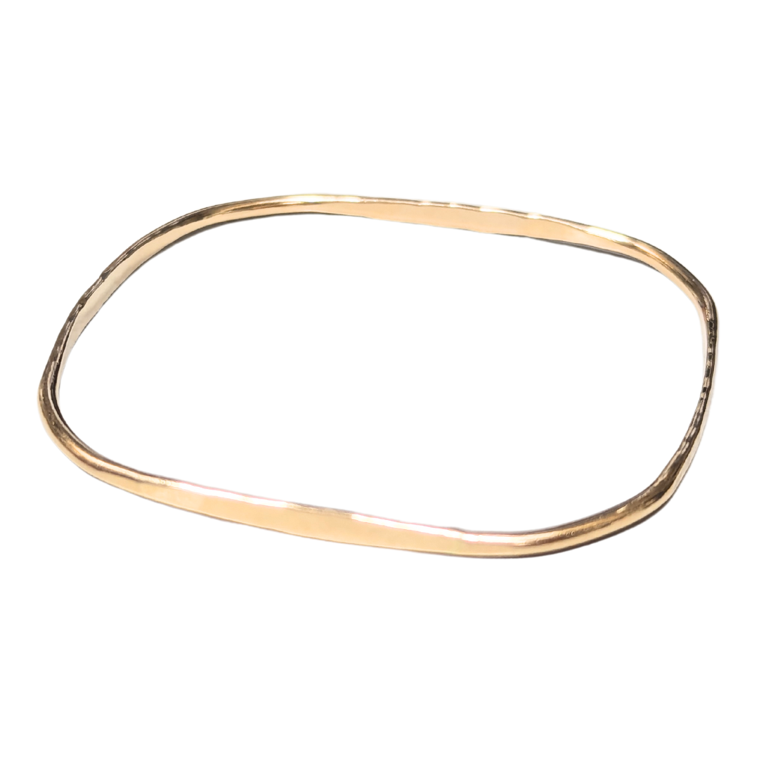 14k yellow gold square bangle bracelet featuring a textured hammered finish.