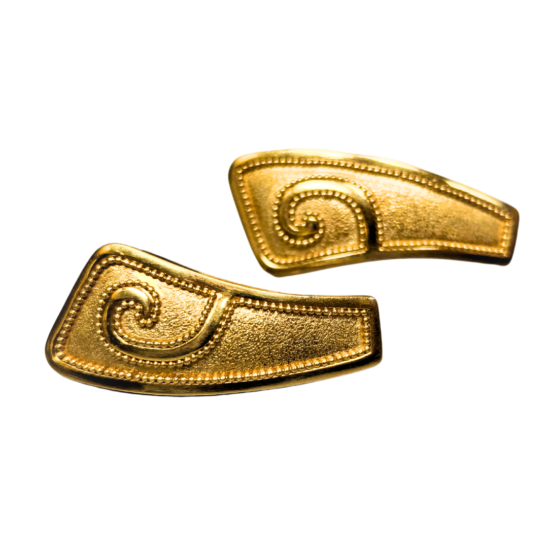 22k yellow gold earrings featuring intricate granulated swirl patterns and a textured finish, weighing 13.11g.